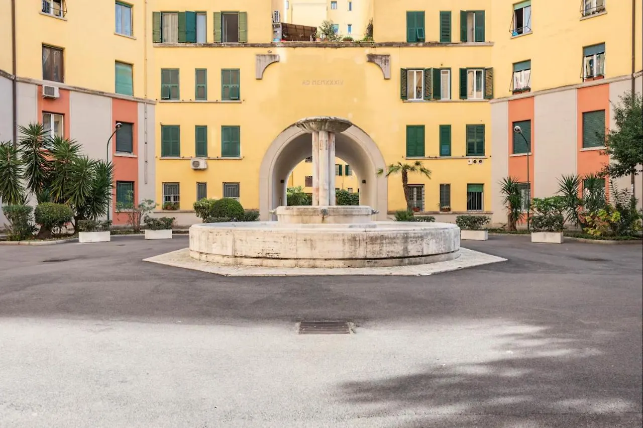 Re Di Roma-Suite Colosseo Modern Space With Free Netflix And Wifi 0*, Rome